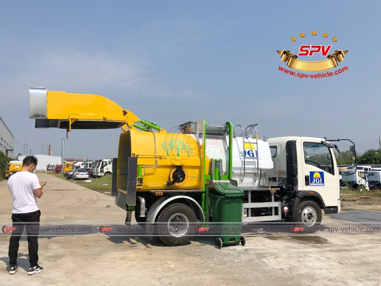 5 CBM Kitchen Waste Disposal Truck Sinotruk HOWO - Testing 3